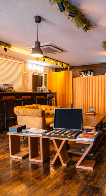 LUXZ 店内